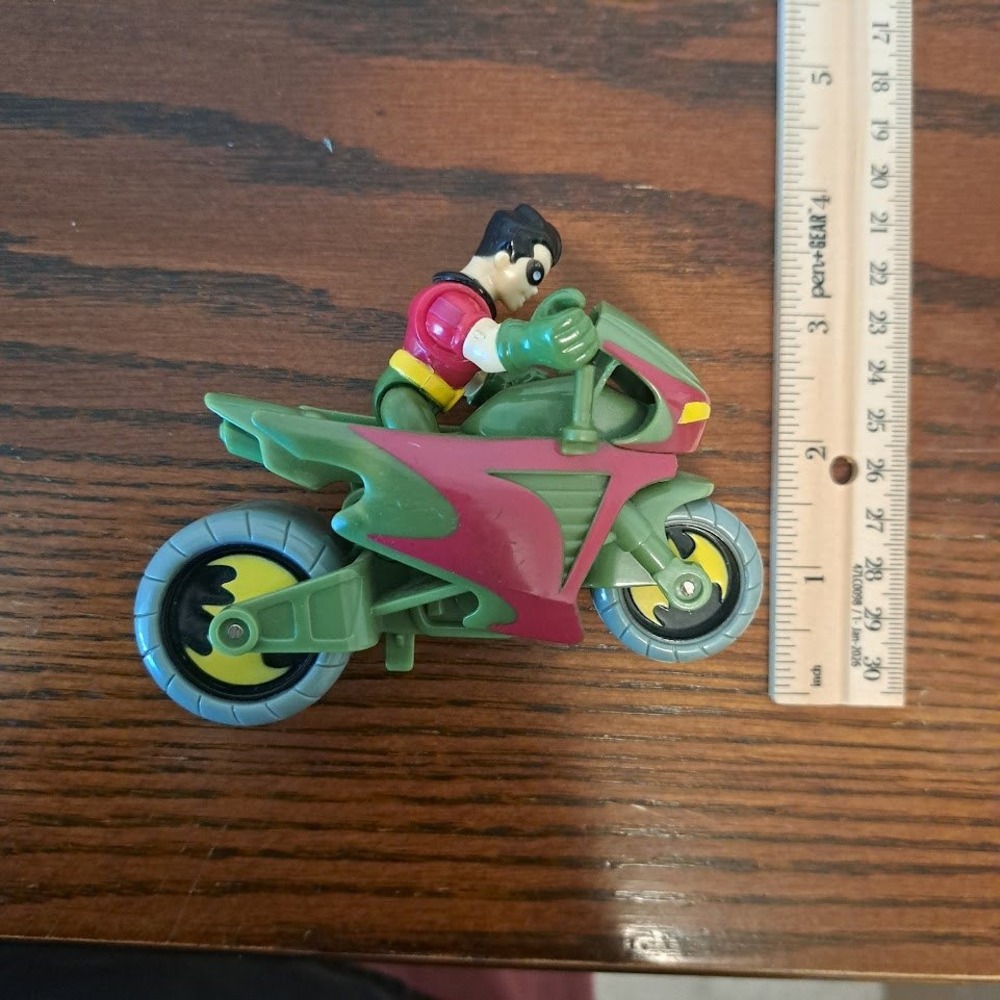 Vintage Batman The Animated Series Robin Action Figure on Motorcycle DC Comics